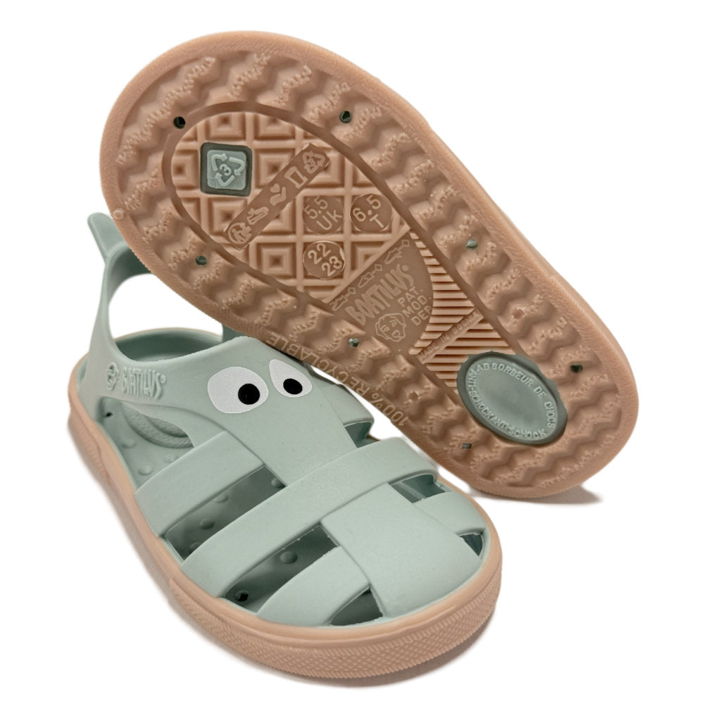 Boatilus Characters Y08B Forest Sandal